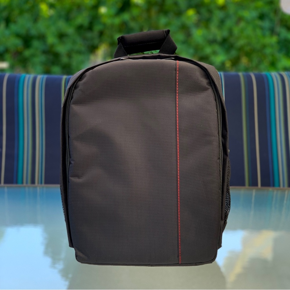 Lightweight Padded DSLR/SLR Camera Backpack